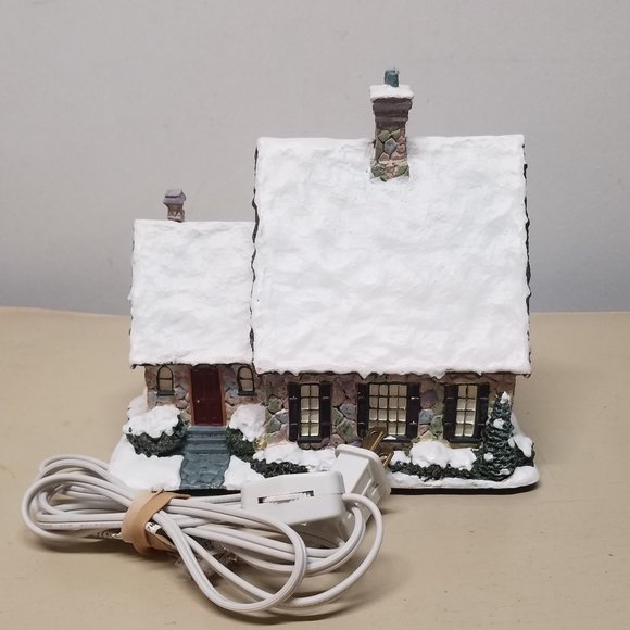 Hawthorn Village Thomas Kinkade Christmas Light Up Village Vet - Picture 4 of 7